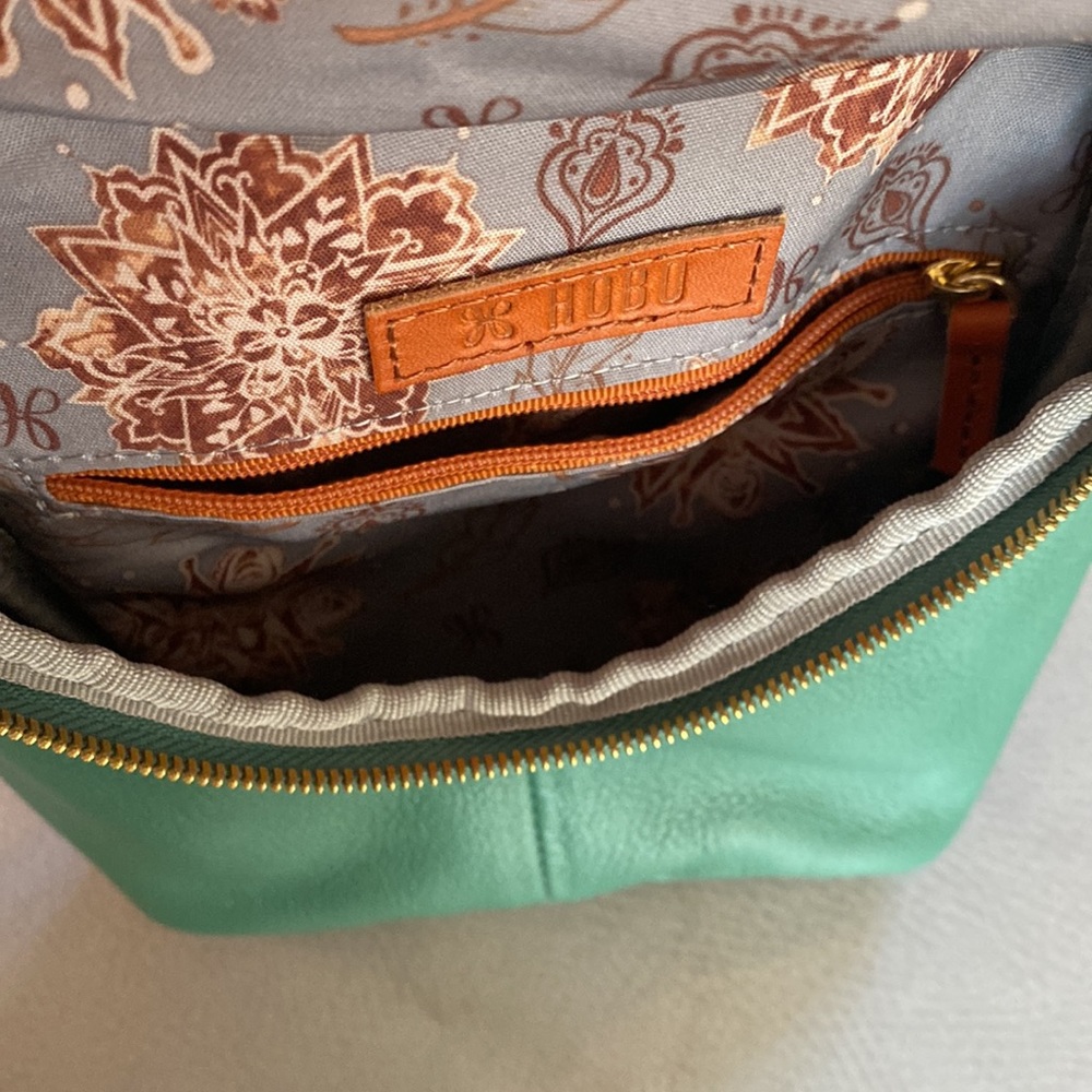 HOBO Fern Garden Green Leather Crossbody Bag - Picture 6 of 6